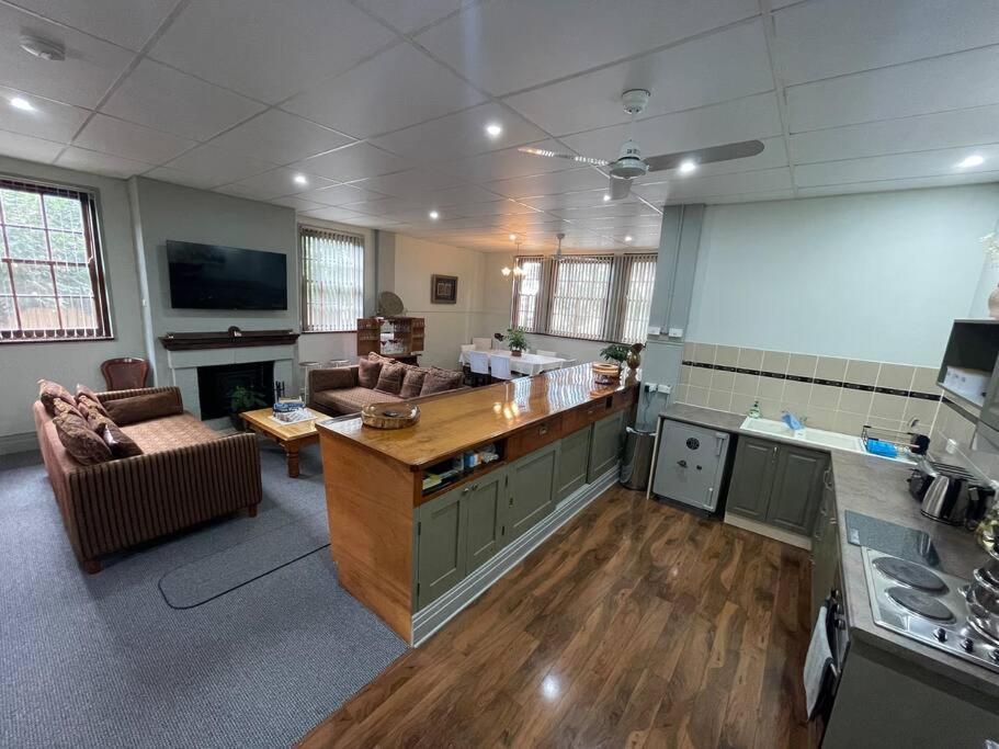 Post Office Boutique Accommodation Hat Head 外观 照片