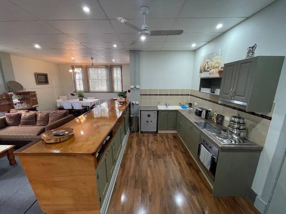Post Office Boutique Accommodation Hat Head 外观 照片