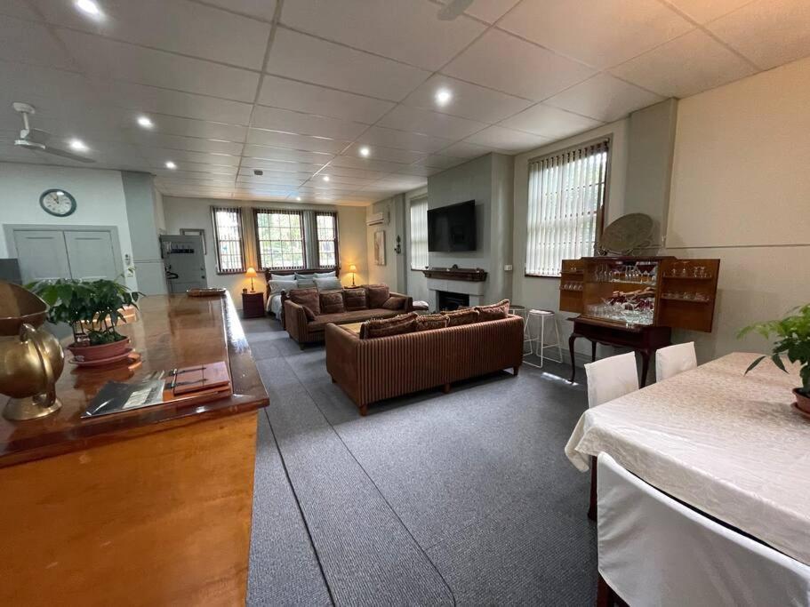 Post Office Boutique Accommodation Hat Head 外观 照片
